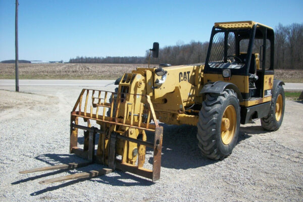 CAT Telehandler TH83 (1997): Unit 101