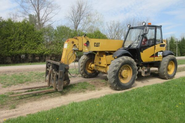 CAT Telehandler TH460B (2005): Unit 107